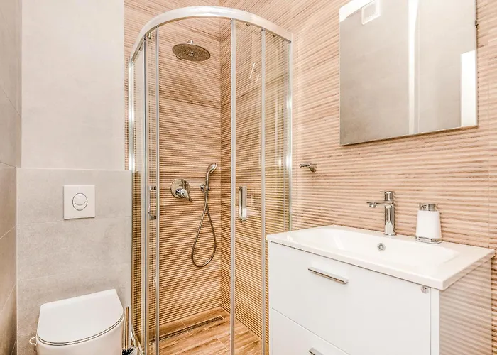 Gorgeous In * Makarska