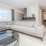 Gorgeous In Holiday home